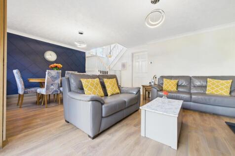 Canford Court, Aylesbury HP21 4 bed detached house for sale
