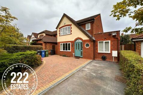 4 bedroom detached house for sale