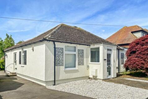 4 bedroom detached bungalow for sale