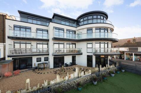 William Street, Herne Bay 3 bed ground floor flat for sale