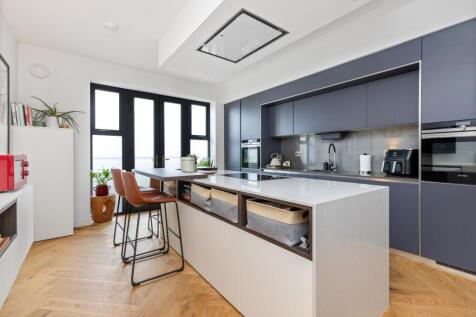 Bell Lane, Lewes 4 bed townhouse for sale