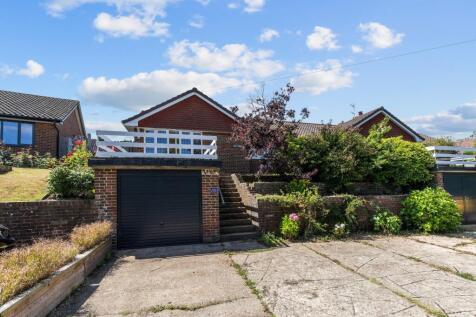 Piddinghoe, Newhaven, East Sussex... 3 bed semi