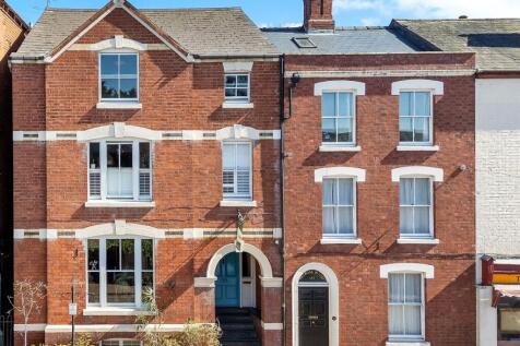 The Homend, Ledbury, Herefordshire, HR8 3 bed semi