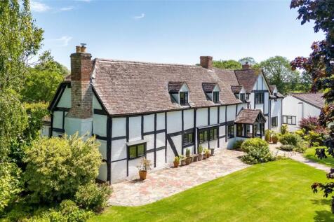 Moat Lane, Taynton, Gloucester... 5 bed equestrian property for sale