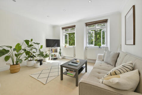 3 bedroom flat for sale