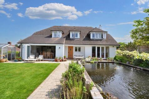 Great Comberton, Pershore... 5 bed detached house for sale