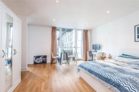 Times Square, London E1 Studio for sale