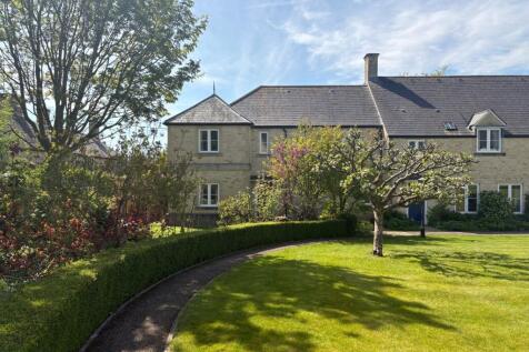 3 bedroom retirement property for sale