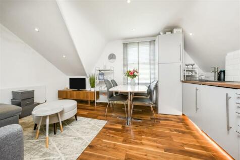 Merton Road, Wimbledon, SW19 2 bed apartment for sale