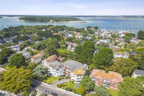 Banks Road, Sandbanks, Poole, Dorset... 2 bed apartment for sale