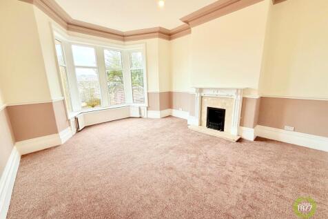 5 bedroom end of terrace house for sale