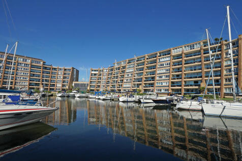 Oyster Quay, Ports Solent PO6 2 bed apartment for sale