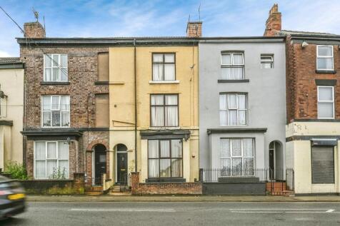 4 bedroom terraced house for sale