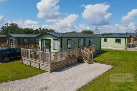 Pendle View, Barrow, Ribble Valley 2 bed park home for sale