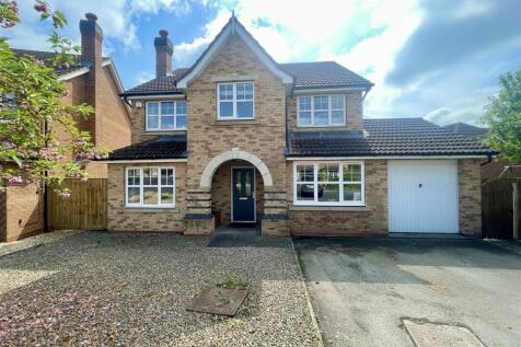 5 bedroom detached house for sale