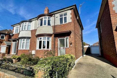 Starmer Crescent, Darlington 3 bed semi