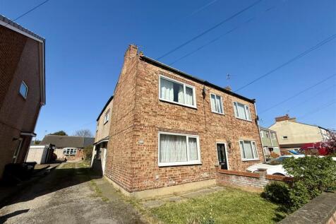 Eastbourne Road, Darlington, Durham... 3 bed semi