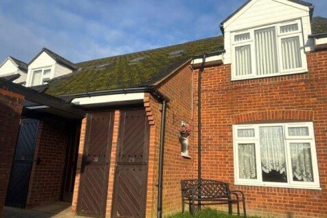 Henbit Close, Surrey KT20 1 bed flat for sale