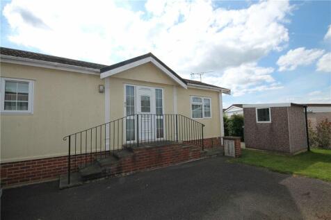 Eighth Avenue, Lower Kingswood KT20 2 bed detached house for sale