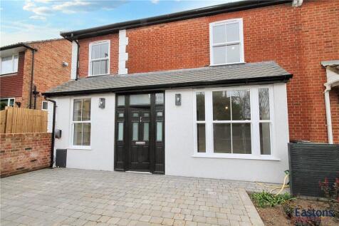 Burgh Heath Road, Surrey KT17 5 bed semi