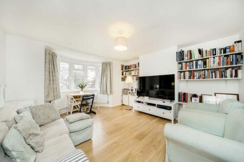 3 bedroom flat for sale