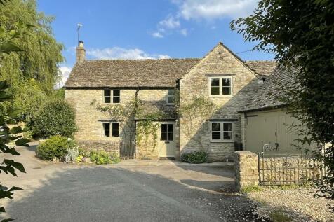 3 bedroom cottage for sale