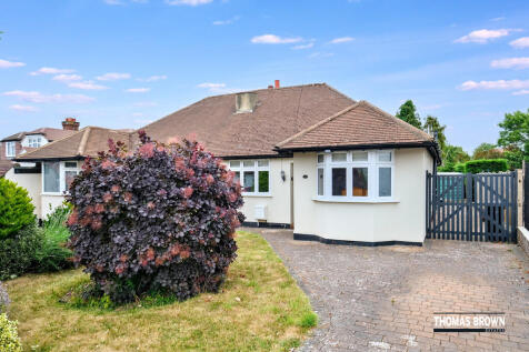 2 bedroom semi-detached bungalow for sale