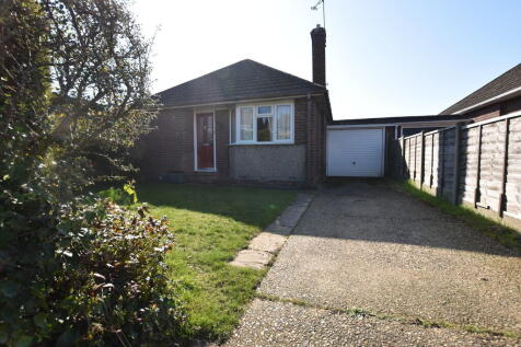2 bedroom detached bungalow for sale
