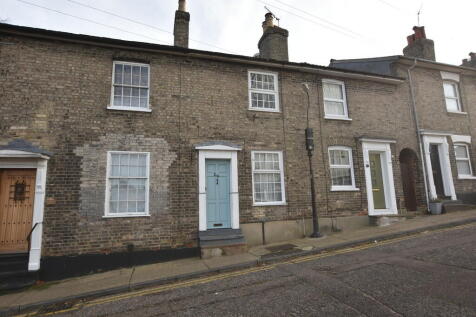 2 bedroom terraced house for sale