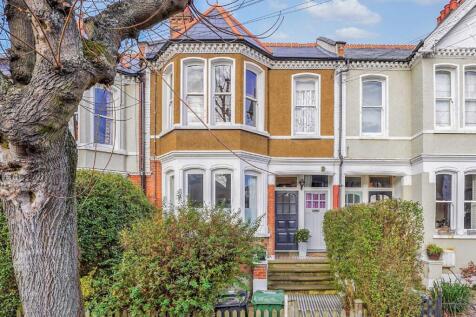 Harborough Road, London SW16 2 bed maisonette for sale
