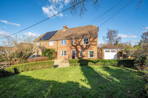 Sapley Lane, Overton, Basingstoke... 4 bed semi