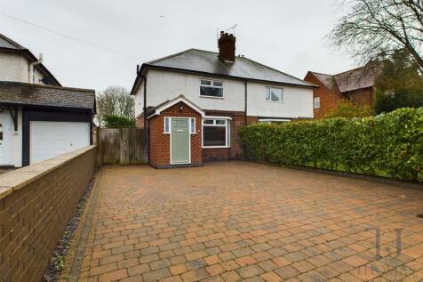 Asher Lane, Ruddington, Nottingham 3 bed semi