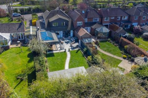 Loughborough Road, Bunny, Nottingham 4 bed detached house for sale