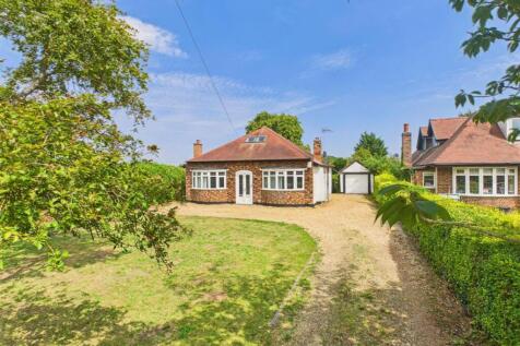 Loughborough Road, Bunny, Nottingham 3 bed detached bungalow for sale