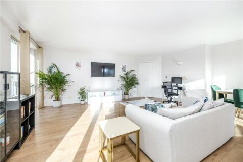 Pierpoint Building, London E14 2 bed apartment for sale