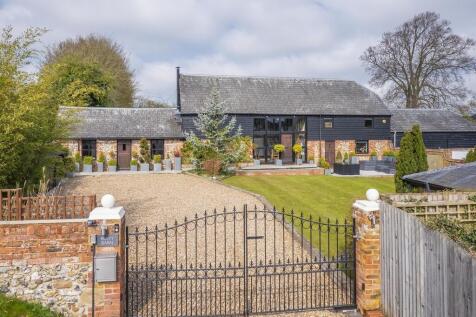 4 bedroom barn conversion for sale