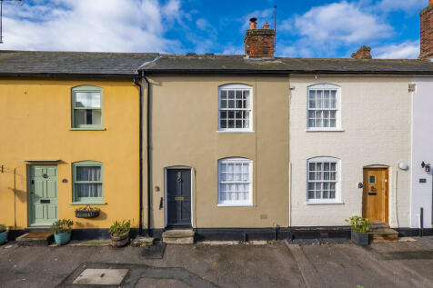 2 bedroom terraced house for sale