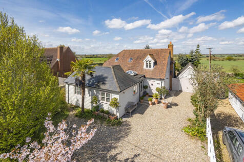 Bulmer, Sudbury 4 bed detached house for sale
