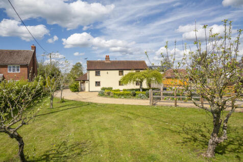 Brockley, Bury St Edmunds, Suffolk 5 bed detached house for sale