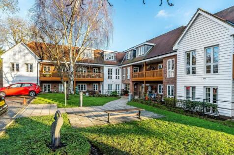 Mickleham Gardens, Cheam Village 1 bed apartment for sale