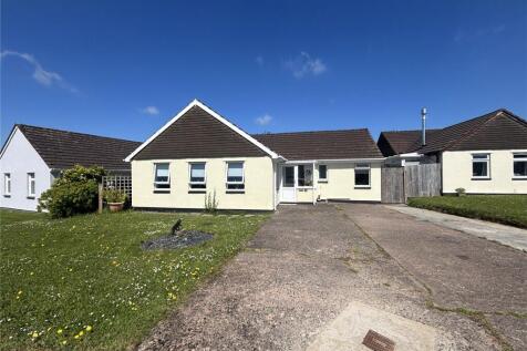 Four Ways Drive, Chulmleigh, Devon, EX18 4 bed bungalow for sale