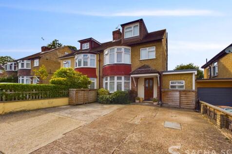 5 bedroom semi-detached house for sale