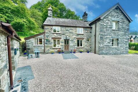 Ffordd Gethin, Betws Y Coed 3 bed house for sale