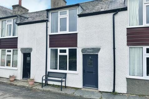 Llan Isa, Capel Garmon, Llanrwst 2 bed house for sale