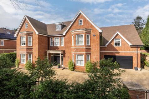 Water Lane, Cobham, Surrey, KT11 5 bed detached house for sale