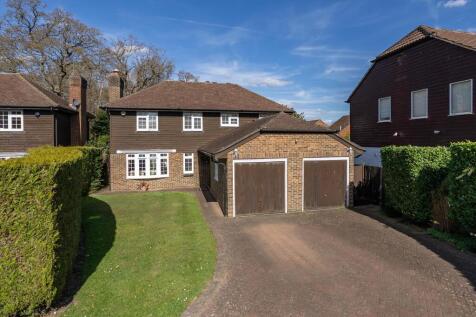 Burleigh Park, Cobham, Surrey, KT11 4 bed detached house for sale