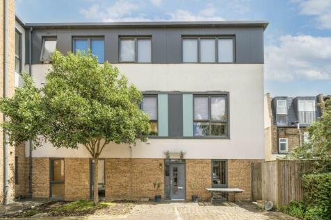 Parison Close, Richmond TW9 2 bed flat for sale