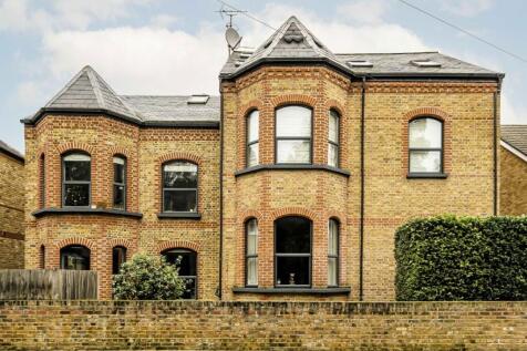 Coleshill Road, Teddington TW11 2 bed flat for sale