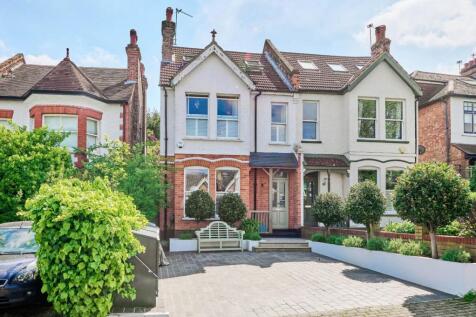 5 bedroom semi-detached house for sale