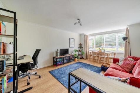 Cityview Court, Overhill Road, East... 1 bed flat for sale